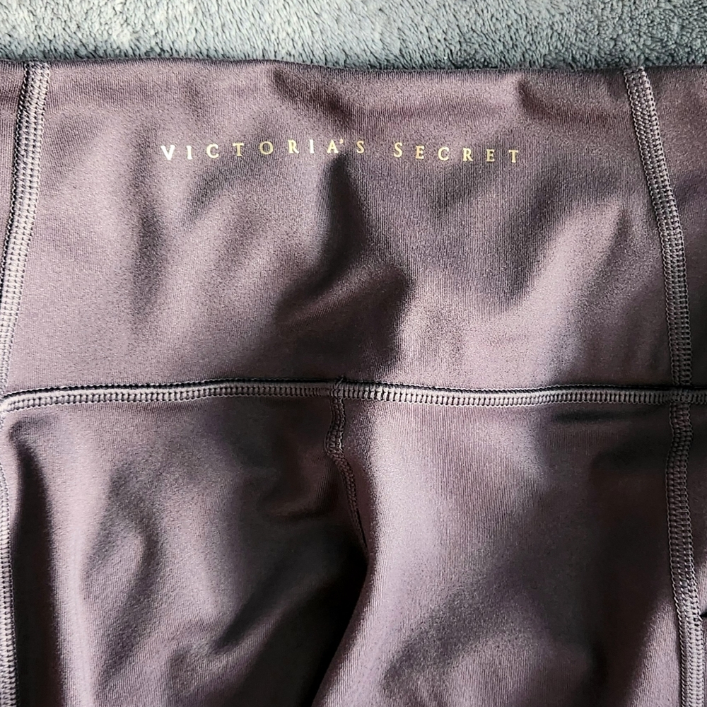 Violent Victoria's Secret leggings